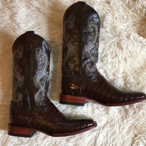 NEW IN BOX Men's western boots
